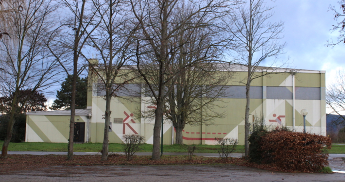 Bild Aussenansicht Sporthalle